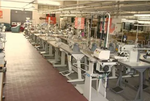 Masini de cusut industriale - Imaginea 2