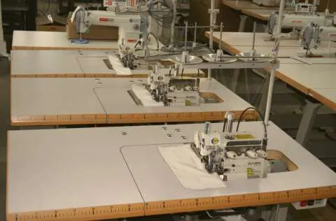Masini de cusut industriale - Imaginea 6