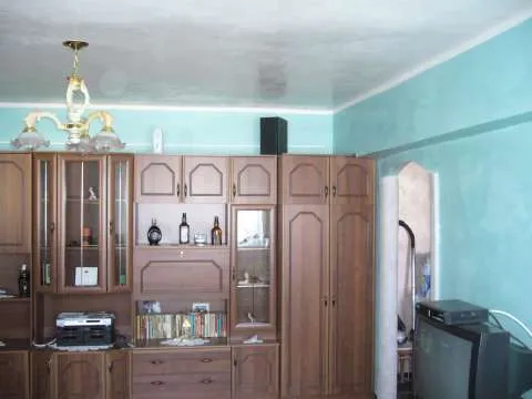 vanzare apartement doua camere - Imaginea 1