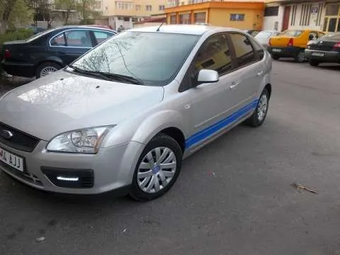 vand ford focus 2008 full benzina - Imaginea 1