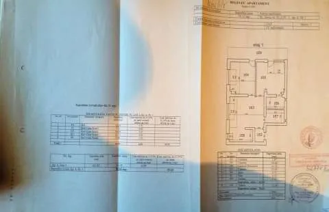 Vand Apartament 3cam zona Jiului Damaroaia - Imaginea 1