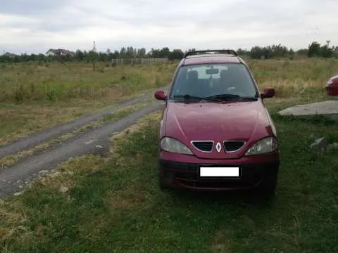 Dezmembrari Renault Megane I 1. 6 16 valve - Imaginea 2