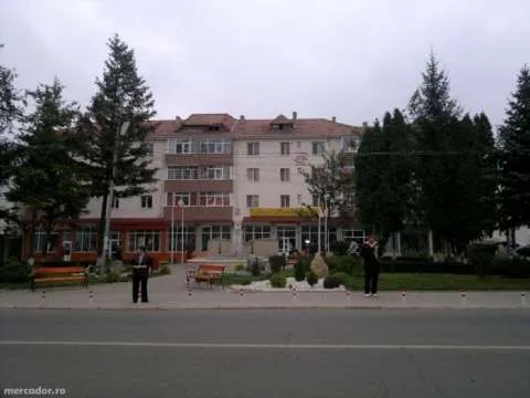 Apartament 2 camere decomandat - Imaginea 1