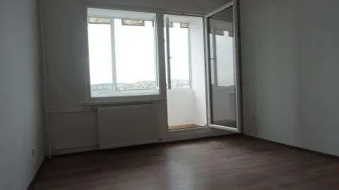 PF vand apartament 3 camere, AN, lux - Imaginea 4