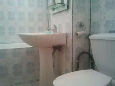 Inchiriez Apartament 3 Camere In Deva, Decomandat, Ultracentral, Zona Piata Centrala-Mall - Imaginea 2