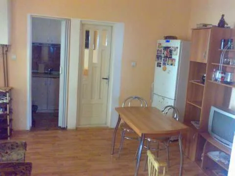casa de vazare ,zona centrala langa PROFI - Imaginea 3