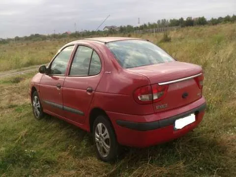Dezmembrari Renault Megane I 1. 4 16 valve - Imaginea 3