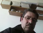 CAUT LOC DE MUNCA - Miniatura 1