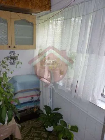 Vanzare apartament 2 camere, Zona Gavrilov Corneliu - Imaginea 1