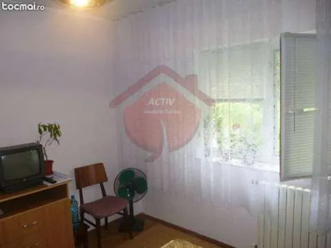 Vanzare apartament 2 camere, Zona Gavrilov Corneliu - Imaginea 5