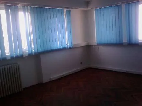 ultracentral 5 camere decomandate - Imaginea 2