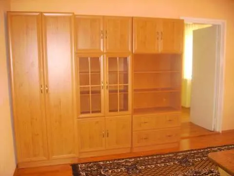 Apartament renovat 2 camere Targu Secuiesc - Imaginea 2