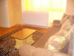 Apartament renovat 2 camere Targu Secuiesc - Miniatura 3