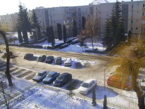 Apartament renovat 2 camere Targu Secuiesc - Imaginea 6