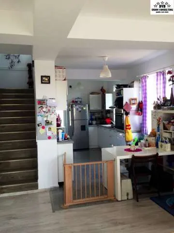 Vanzare vila in comuna Berceni - Imaginea 6