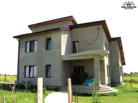 Vanzare vila in comuna Berceni - Imaginea 2