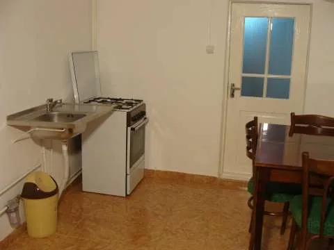 casa de vanzare Ploiesti STARE EXCELENTA - Imaginea 9