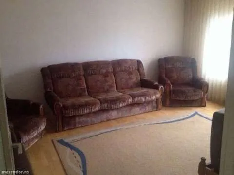 Inchiriez Apartament 3 camere excelent  - Imaginea 2