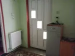 VAND CASA CU GRADINA SI TEREN - Miniatura 7