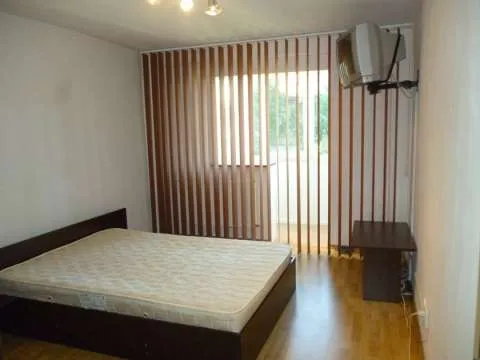 Ofer spre inchiriere un apartament cu 2 camere, zona Arcul de Triumf - Imaginea 2
