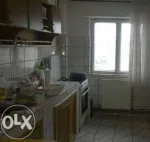 Inchiriez apartament 3 camere Moreni Dambovita - Miniatura 1