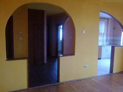 inchiriere apartament cu 3 camere decomandat - Imaginea 6