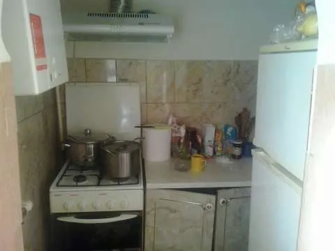Vand Garsoniera, etaj 1, pret 4500 euro negociabil. - Imaginea 3