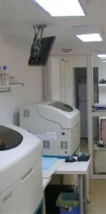Firma vinde 2 analizoare automate biochimie Mindray BS 220 din 2009