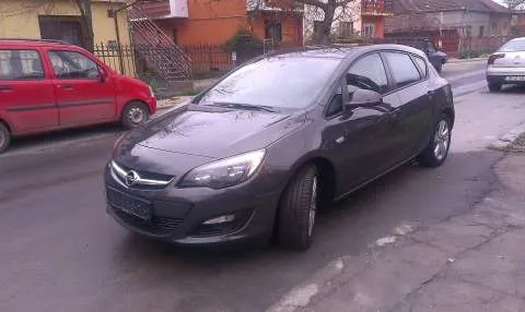 Opel Astra 2013 ecoFLEX Start/Stop Edition - Imaginea 4
