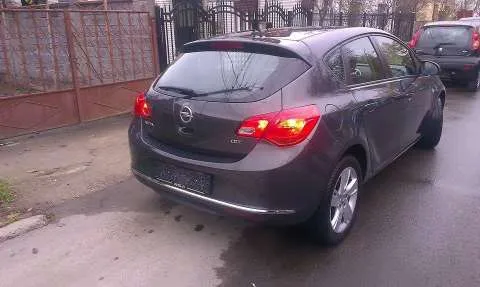 Opel Astra 2013 ecoFLEX Start/Stop Edition - Imaginea 5