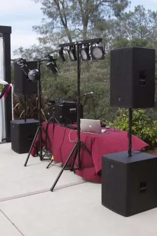 Inchiriez sistem audio profesional boxe profesionale - Imaginea 1