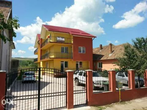 Vand apartament 3 camere Gherla str. Dejului - Imaginea 3