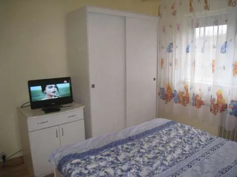 proprietar vand apartament 2 camere - Imaginea 7