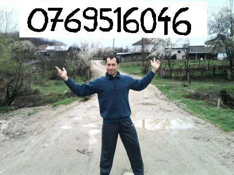 sorintrei id de mess a0769516046 skype Imi caut o fata cu varsta intre 18-26 de ani pentru - Imaginea 1