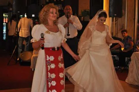 Revino La Traditie Cu Formatia Simona Tone - Muzica Pentru Evenimente 2015-2016 - Imaginea 8