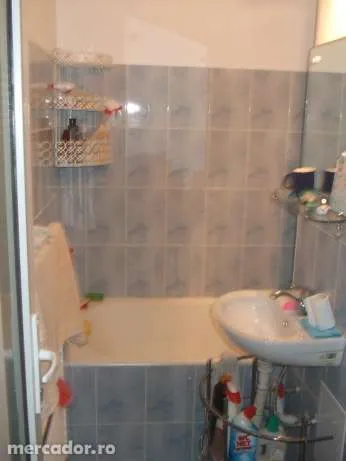 Vand apartament 2 camere Tecuci - Imaginea 6