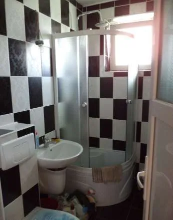 Super apartament de vanzare in Brad, jud Hunedoara - Imaginea 2