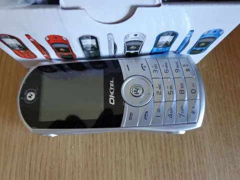 Telefon mobil deosebit Porsche F1 - Imaginea 12