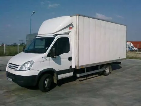 servicii complete de mutare mobilier si transport marfa - Imaginea 1