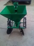 Masina de plantat cartofi pentru motocultor - Miniatura 1
