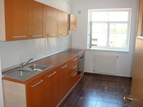 Vanzare apartament 2 camere, modern - Imaginea 2