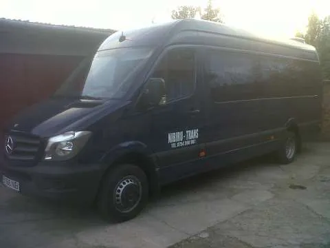 INCHIRIEZ MICROBUS MERCEDES 20+1 LOCURI - Imaginea 2