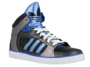 Adidasi Nike Puma Adidas