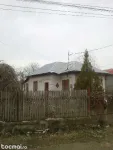 Casa 2 cam si teren la 4km de Targoviste - Miniatura 1