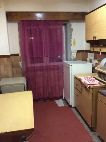 Apartament 3 camere, oras Giurgiu Bloc Pati-Bar, 75 m.p  - Imaginea 6