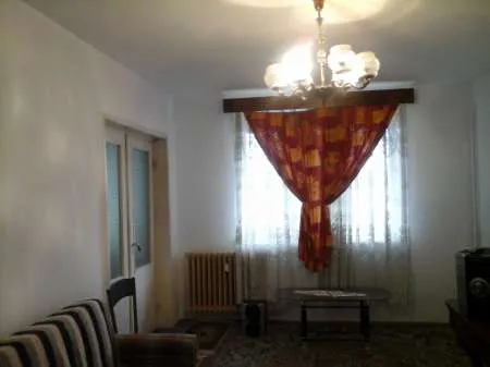 urgent apartament zona piata garii - Imaginea 1