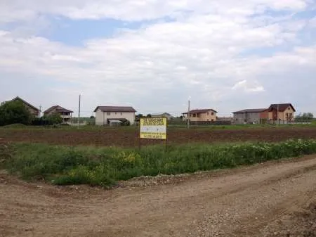 472mp/utili terenuri de casa Comuna Berceni - Imaginea 1