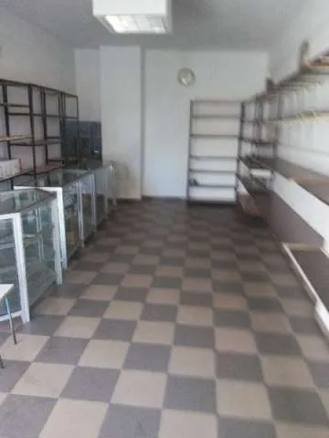 vand spatiu comercial central - Imaginea 1