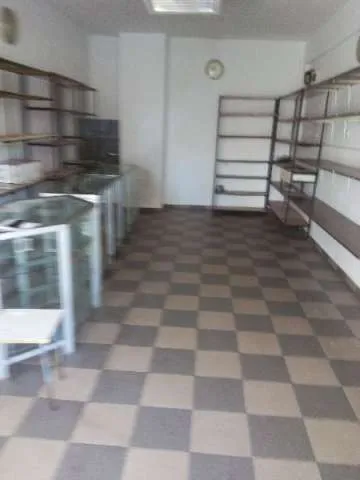 vand spatiu comercial central - Imaginea 2