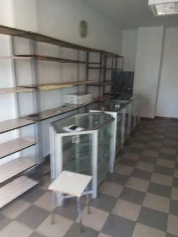 vand spatiu comercial central - Imaginea 3